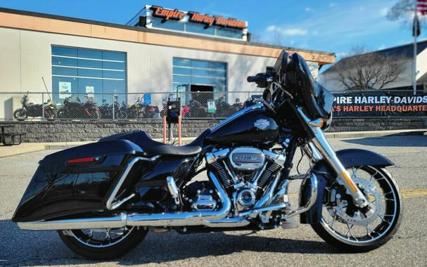 2022 Harley-Davidson Street Glide Special Vivid Black