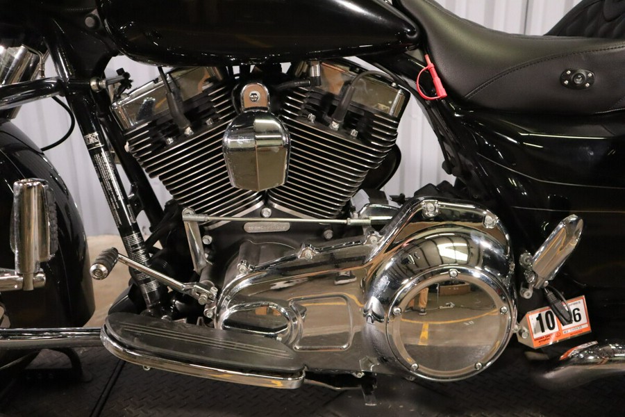 2016 Harley-Davidson Street Glide Special