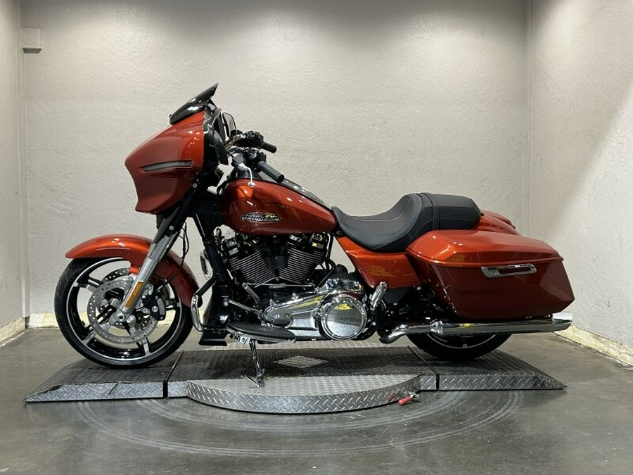 Harley-Davidson Street Glide® 2024 FLHX 632281ZZ WHISKEY FIRE