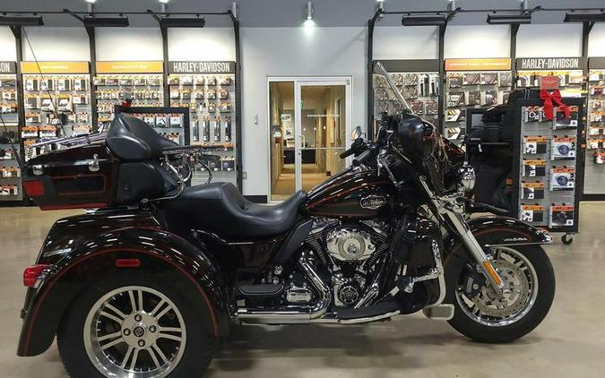 2011 Harley-Davidson® FLHTCUTG - Tri Glide® Ultra Classic®