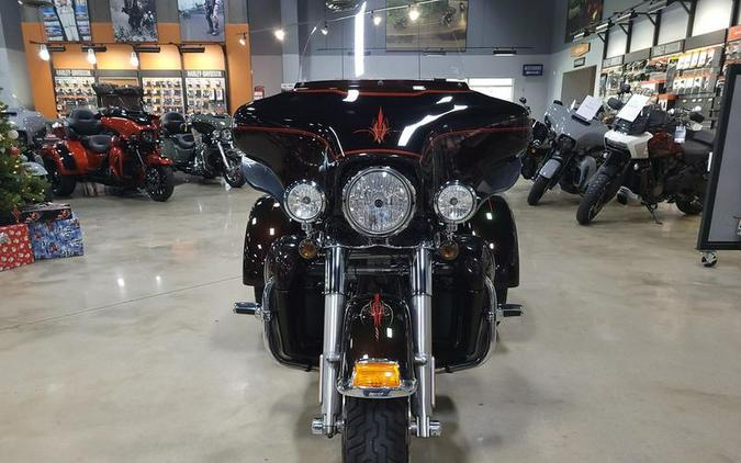 2011 Harley-Davidson® FLHTCUTG - Tri Glide® Ultra Classic®