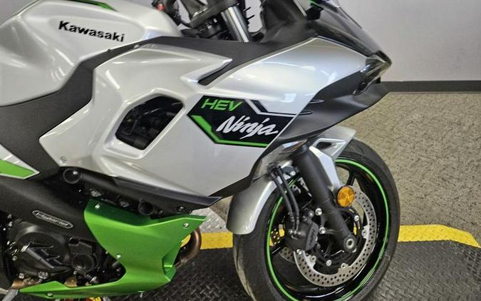2024 Kawasaki Ninja® 7 Hybrid ABS