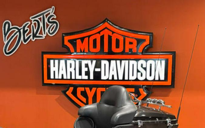 2023 Harley-Davidson® FLHTCUTG - Tri Glide® Ultra