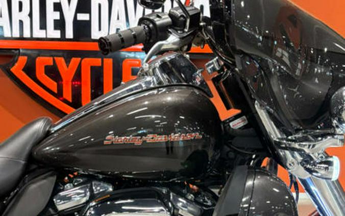 2023 Harley-Davidson® FLHTCUTG - Tri Glide® Ultra