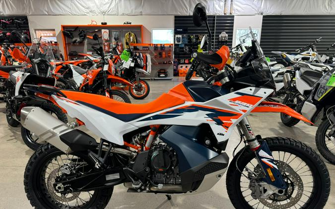 2026 KTM 890 Adventure R