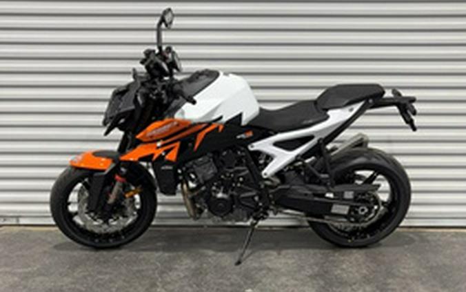 2027 KTM Duke 990