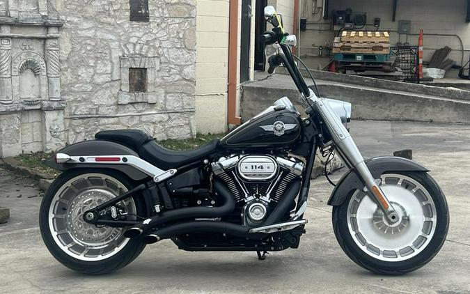 2020 Harley-Davidson Fat Boy 30th Anniversary Review (8 Fast Facts)