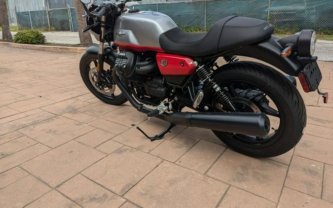 2024 Moto Guzzi V7 Stone Corsa