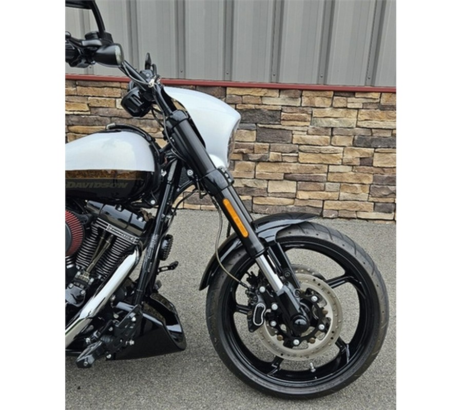 2016 Harley-Davidson FXSE - CVO Pro Street Breakout