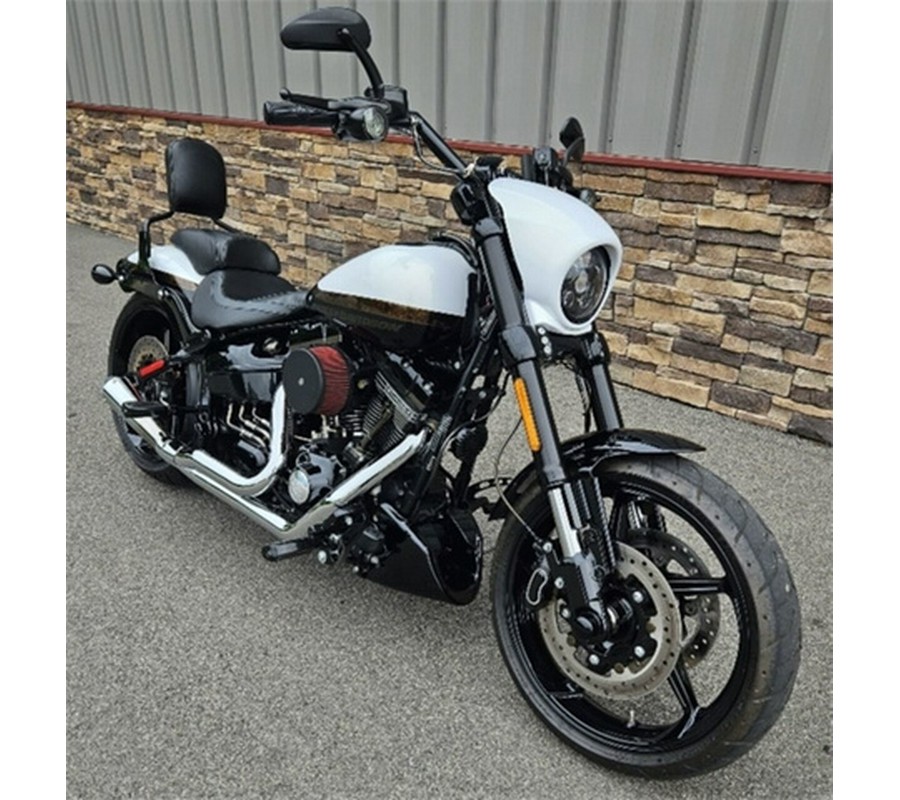 2016 Harley-Davidson FXSE - CVO Pro Street Breakout