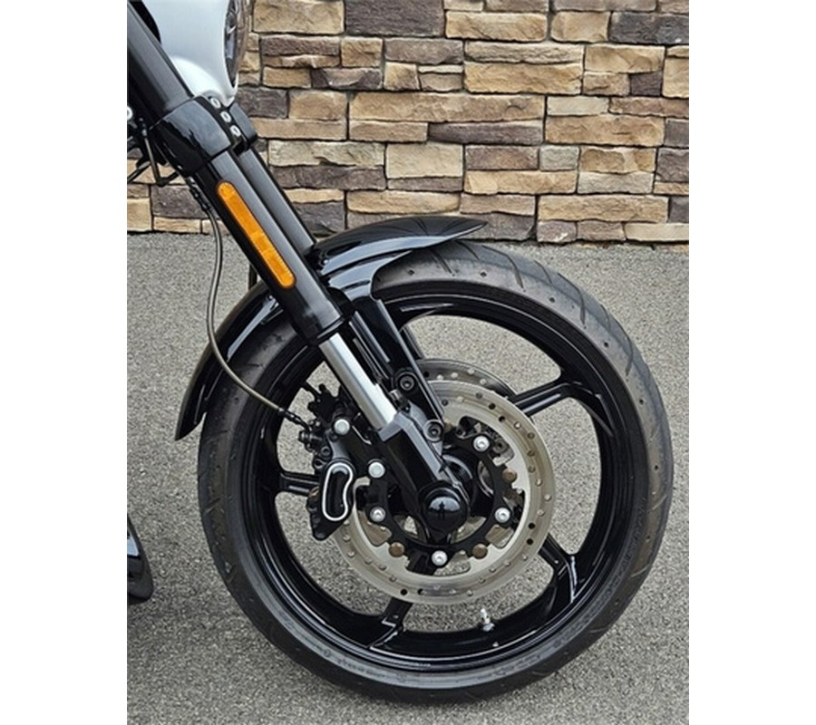 2016 Harley-Davidson FXSE - CVO Pro Street Breakout