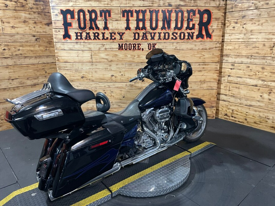 2016 Harley-Davidson CVO Street Glide