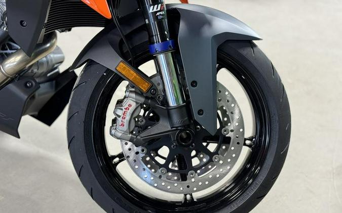 2024 KTM 1290 Super Duke GT