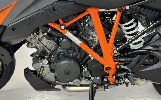 2024 KTM 1290 Super Duke GT