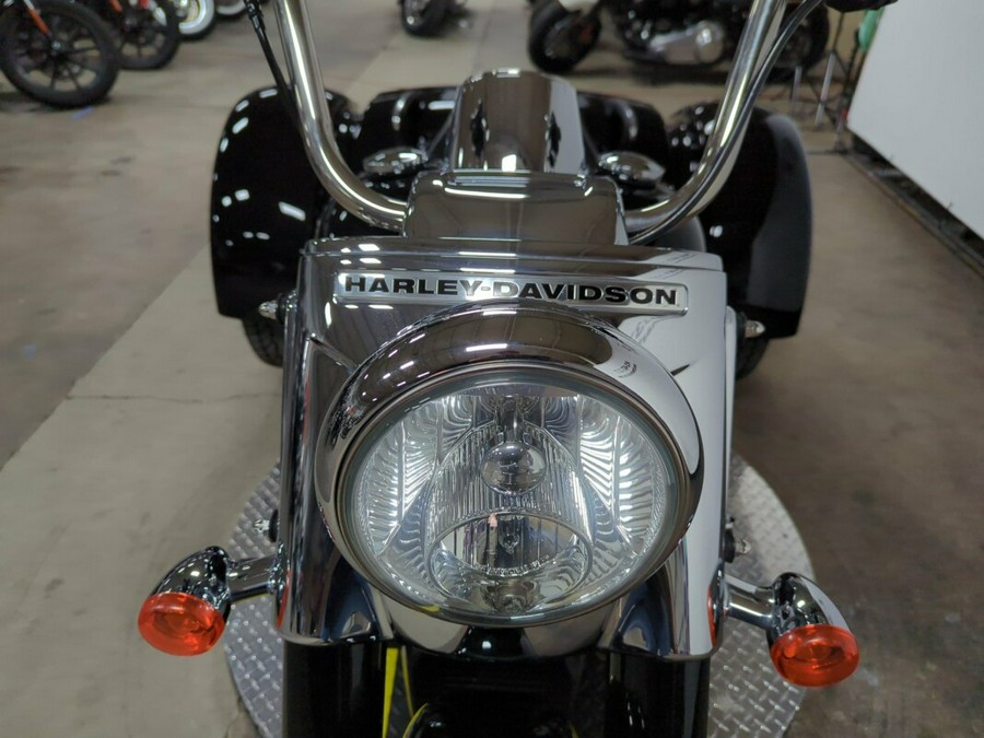 2021 Harley-Davidson® Freewheeler® Vivid Black