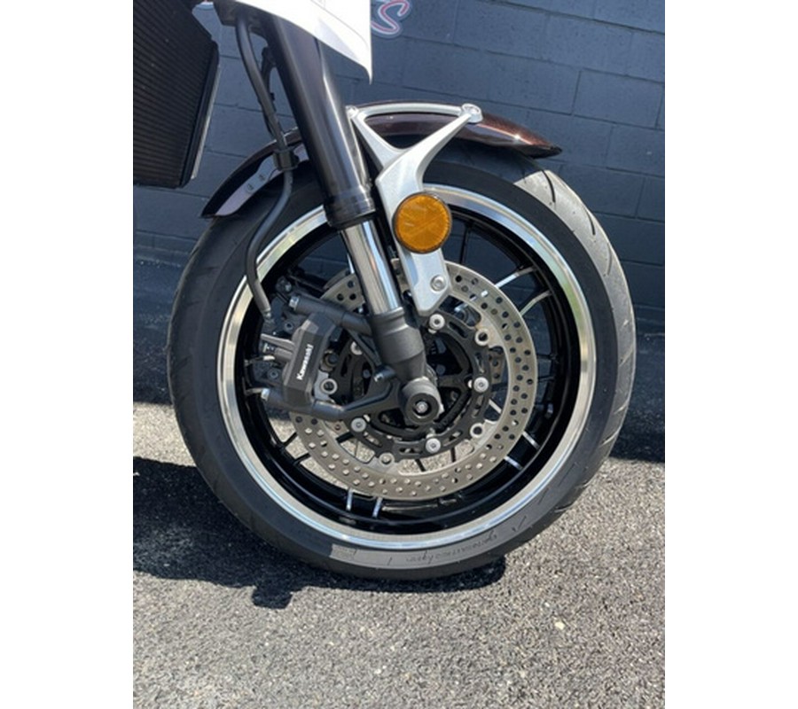 2018 Kawasaki Z900RS Metallic Spark Black