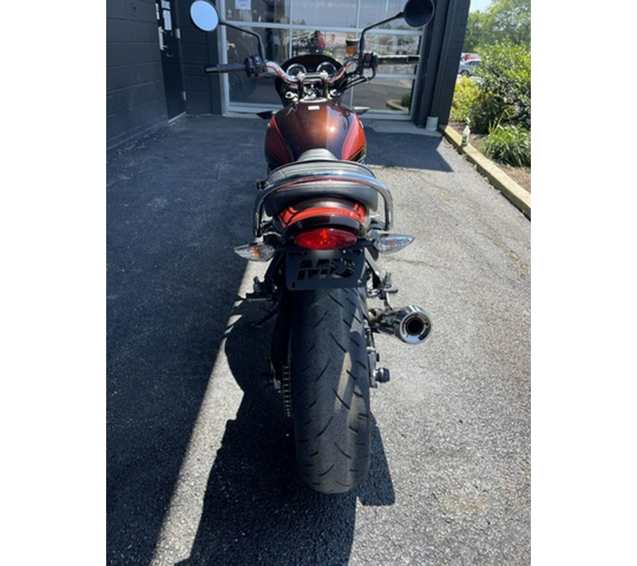 2018 Kawasaki Z900RS Metallic Spark Black