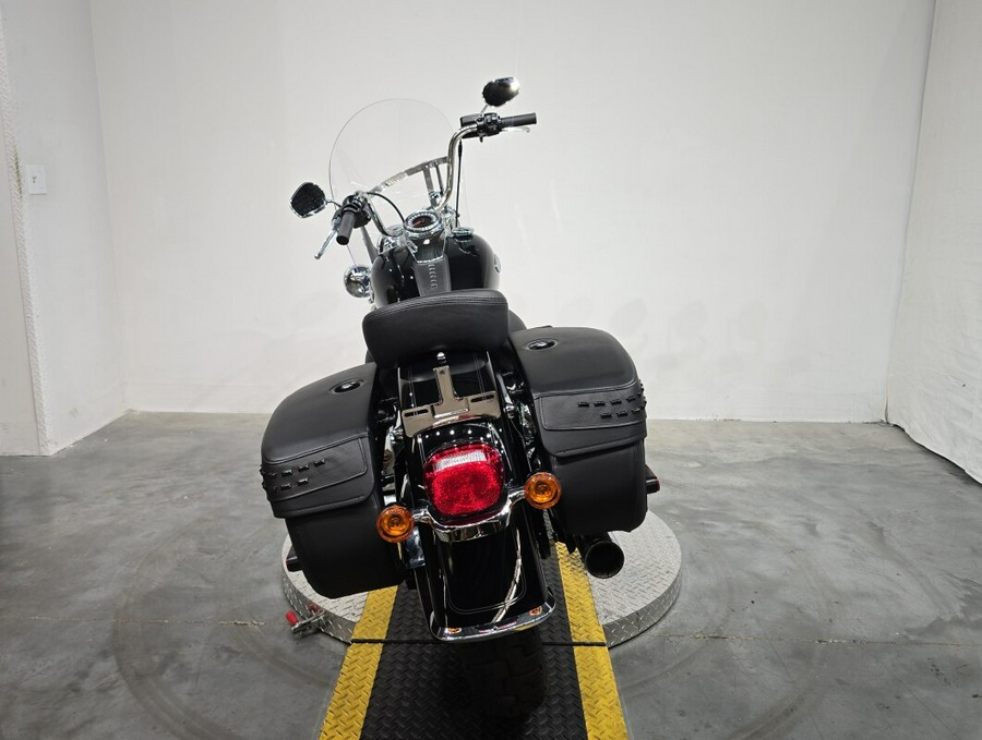 FLHCS 2023 Heritage Classic