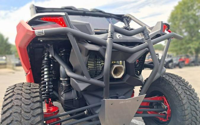 2025 Can-Am Maverick X3 X RC Turbo RR 64