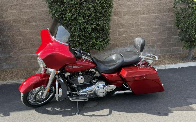 2012 FLHX103