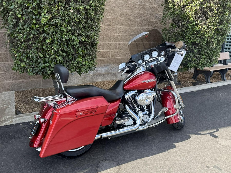 2012 FLHX103