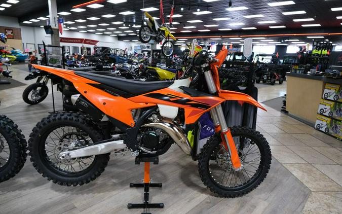 New 2025 KTM 125XC