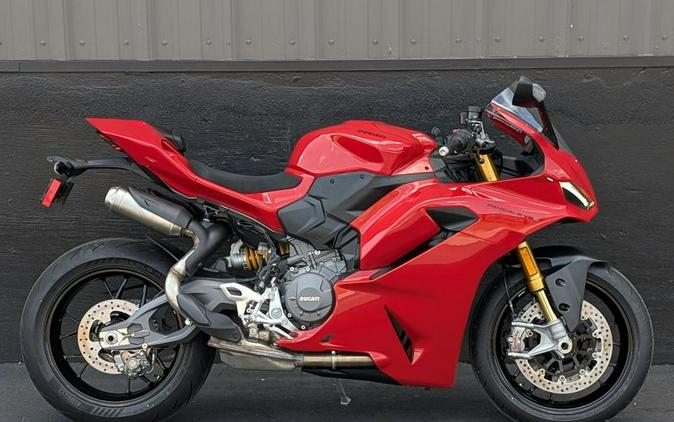 New 2026 DUCATI PANIGALE V2S