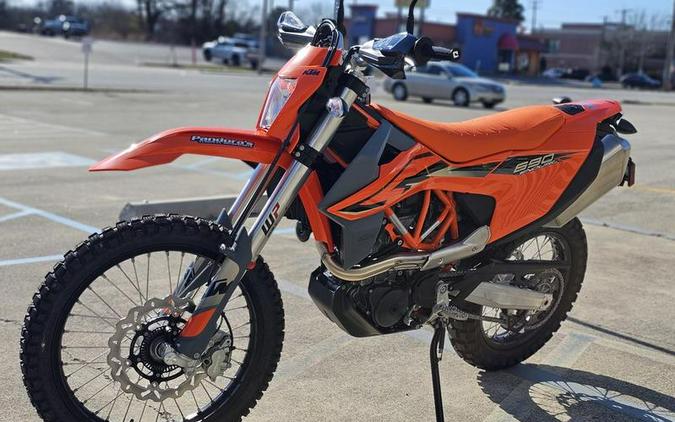 2024 KTM 690 Enduro R