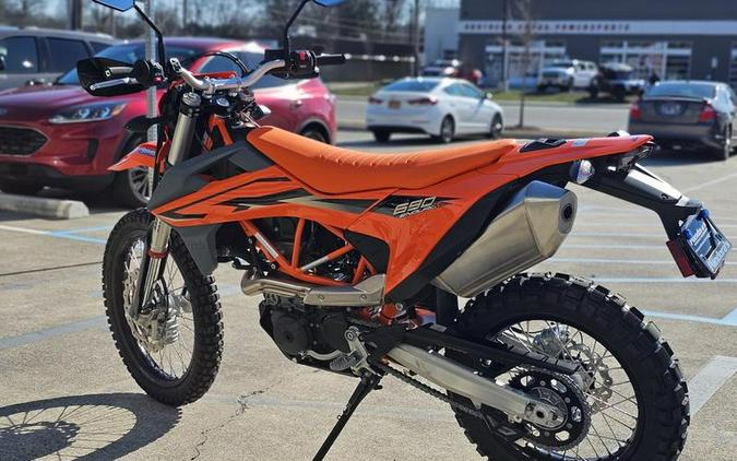 2024 KTM 690 Enduro R