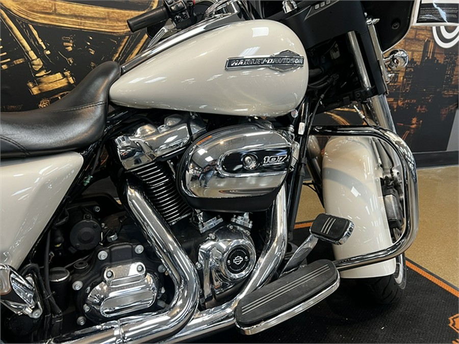 2022 Harley-Davidson Street Glide