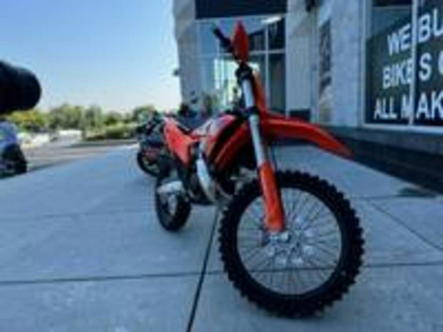 2025 KTM XC 250