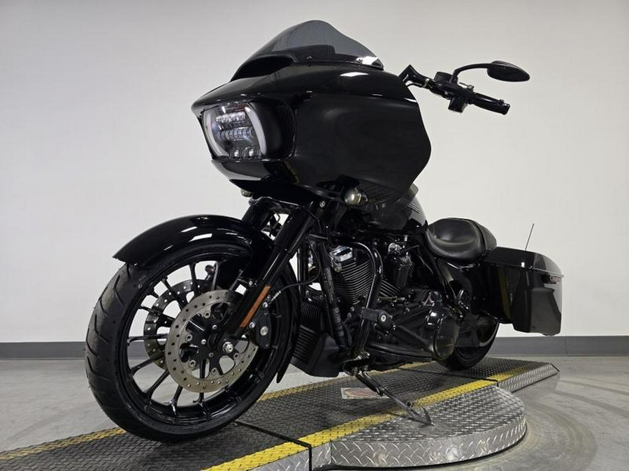 2018 Harley-Davidson® FLTRXS - Road Glide® Special