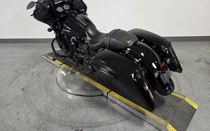 2018 Harley-Davidson® FLTRXS - Road Glide® Special