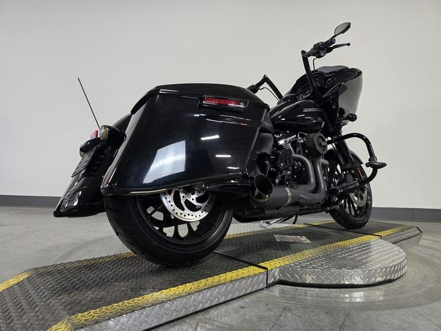 2018 Harley-Davidson® FLTRXS - Road Glide® Special