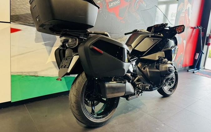 2026 BMW R 1300 RT Triple Black