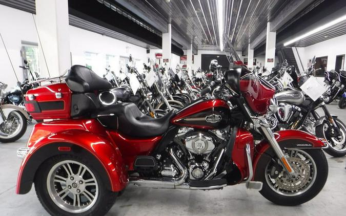 2012 Harley-Davidson Trike FLHTCUTG - Tri Glide Ultra Classic