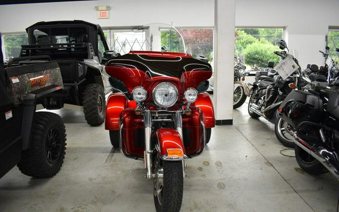 2012 Harley-Davidson Trike FLHTCUTG - Tri Glide Ultra Classic