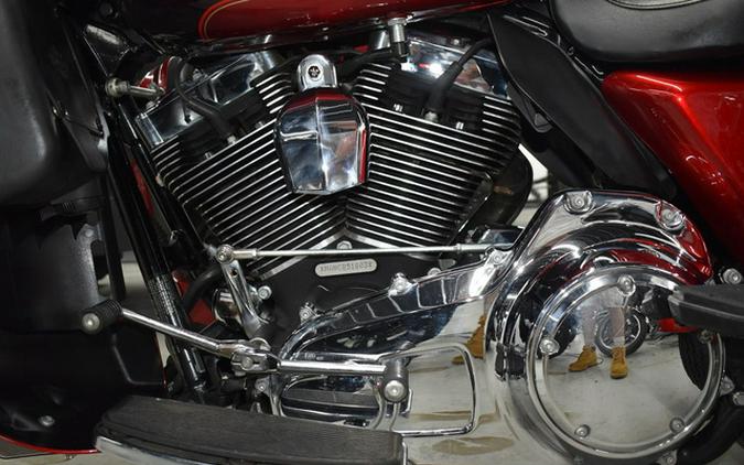2012 Harley-Davidson Trike FLHTCUTG - Tri Glide Ultra Classic