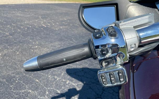 2008 Victory Motorcycles VISION PREMIUM TOUR