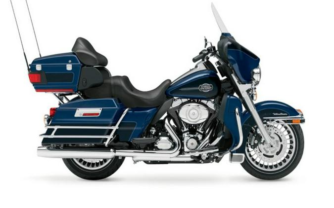 2013 Harley-Davidson FLHTCU - Electra Glide Ultra Classic