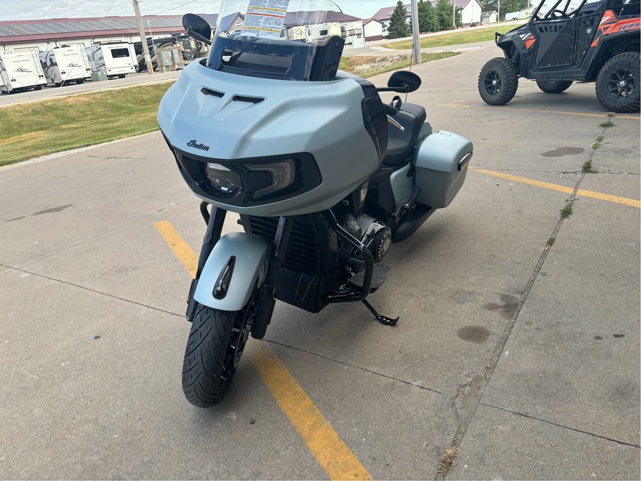 2025 Indian Motorcycle Challenger® Dark Horse® 112