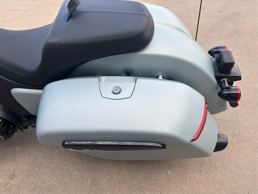 2025 Indian Motorcycle Challenger® Dark Horse® 112