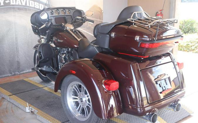 2022 Harley-Davidson® FLHTCUTG - Tri Glide® Ultra