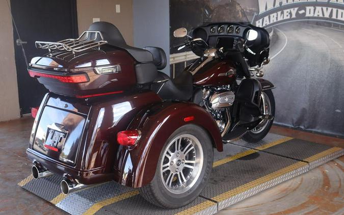 2022 Harley-Davidson® FLHTCUTG - Tri Glide® Ultra