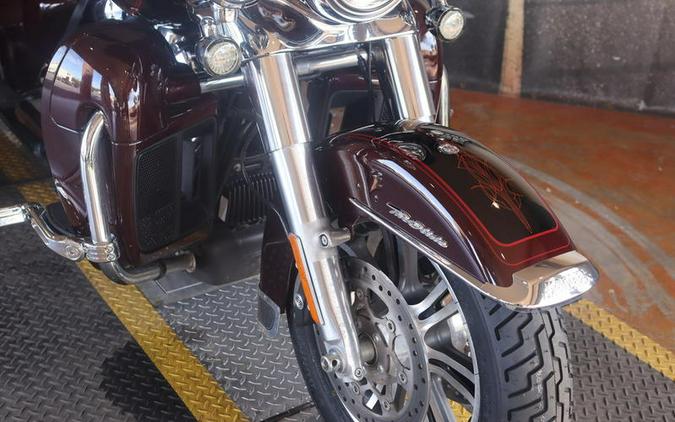 2022 Harley-Davidson® FLHTCUTG - Tri Glide® Ultra