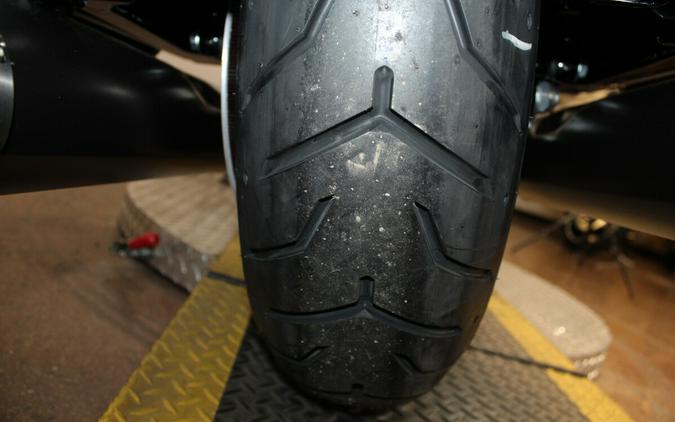 Harley-Davidson® CVO Road Glide ST 2026 FLTRXSTSE 84680403 CITRUS HEAT W/ PINSTRIPE