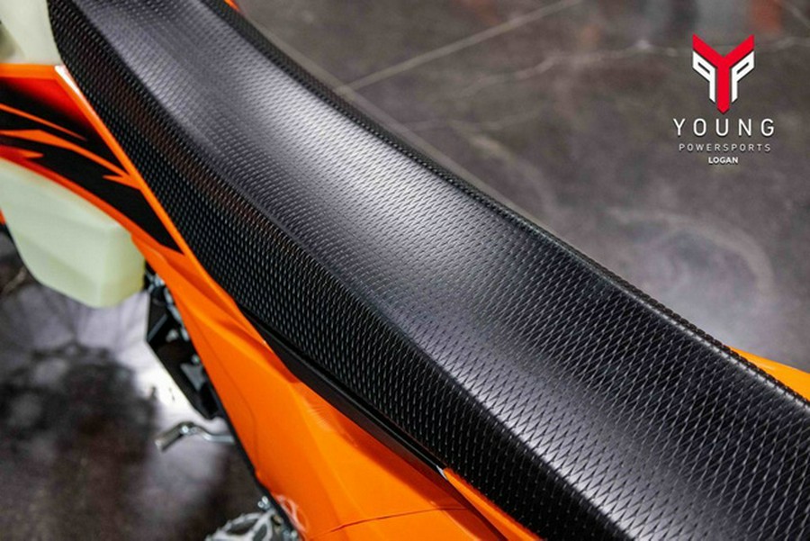 2027 KTM 450 XCF-W