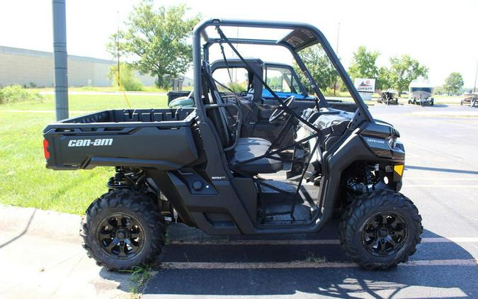 2024 Can-Am® Defender XT HD10