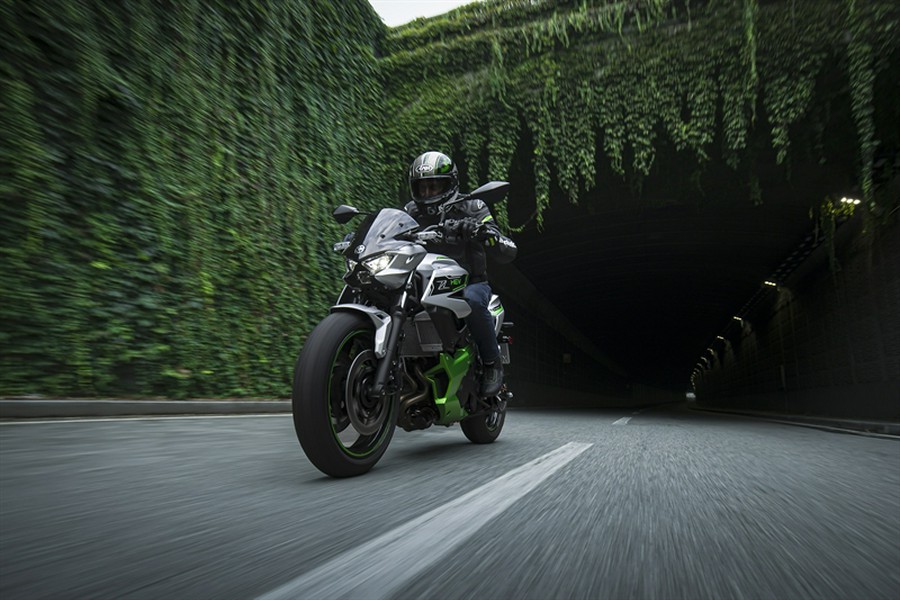 2024 Kawasaki Z7 Hybrid ABS