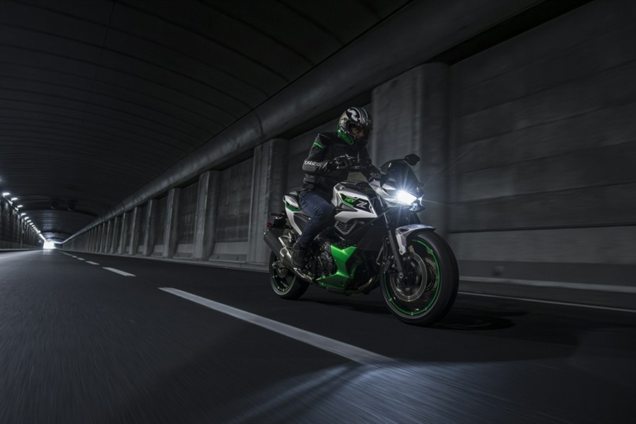 2024 Kawasaki Z7 Hybrid ABS